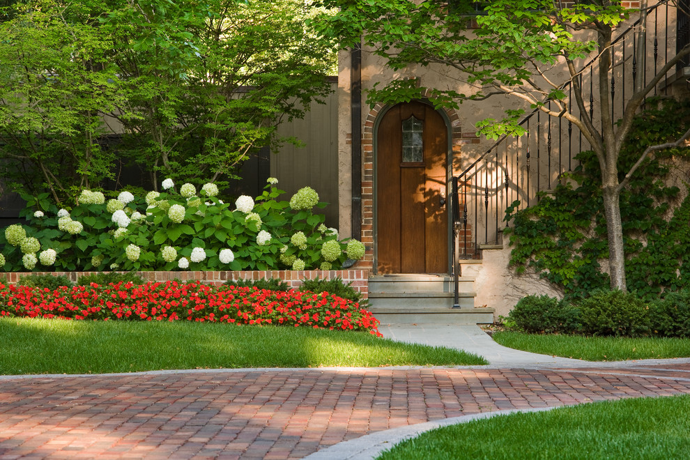 Ispirazione per un giardino classico