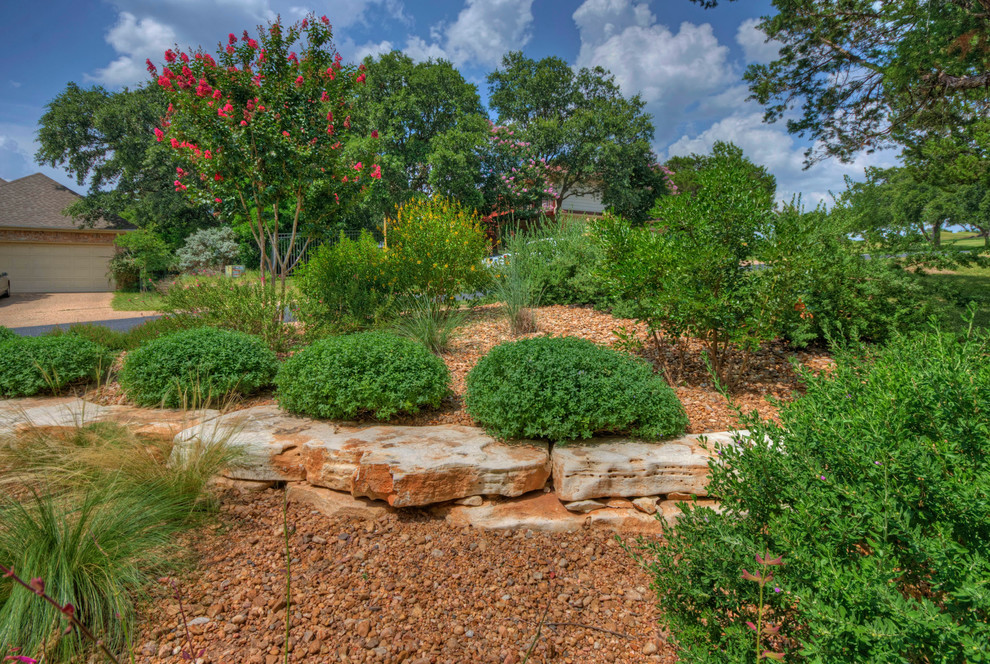 Mittelgroßer Klassischer Garten mit direkter Sonneneinstrahlung in Austin