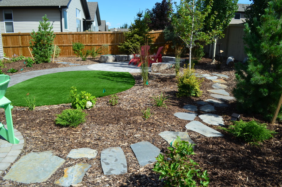 Xeriscape Low Maintenance - Large Backyard - Traditional - Landscape ...