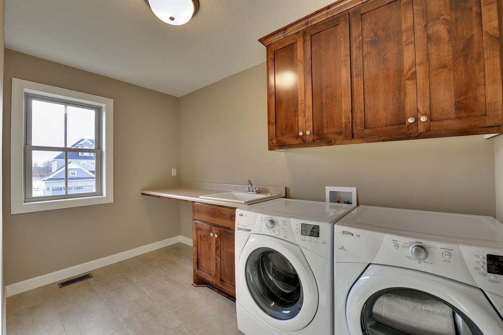 Photo of a classic utility room in Minneapolis.