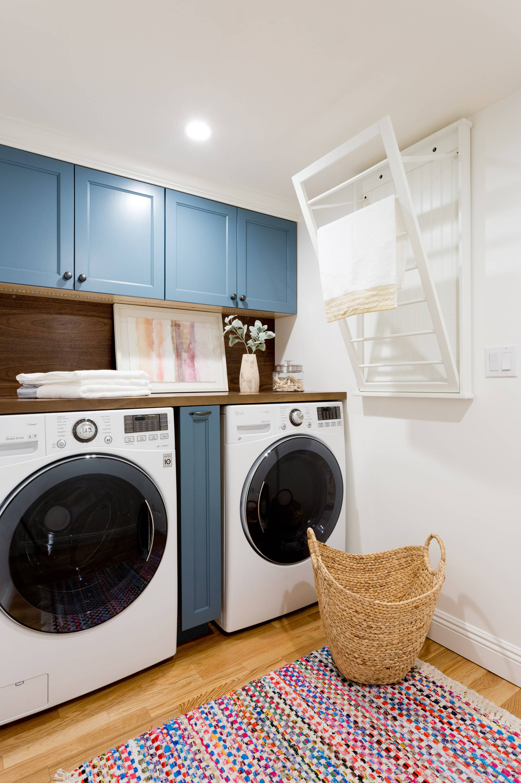 DIY Wood Plank Laundry Room Countertop - Blue i Style