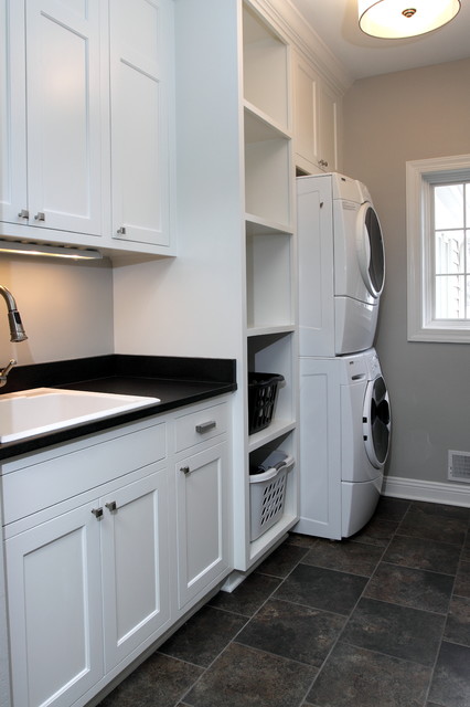 Bradford Renovation - Klassisch - Hauswirtschaftsraum - Milwaukee - von