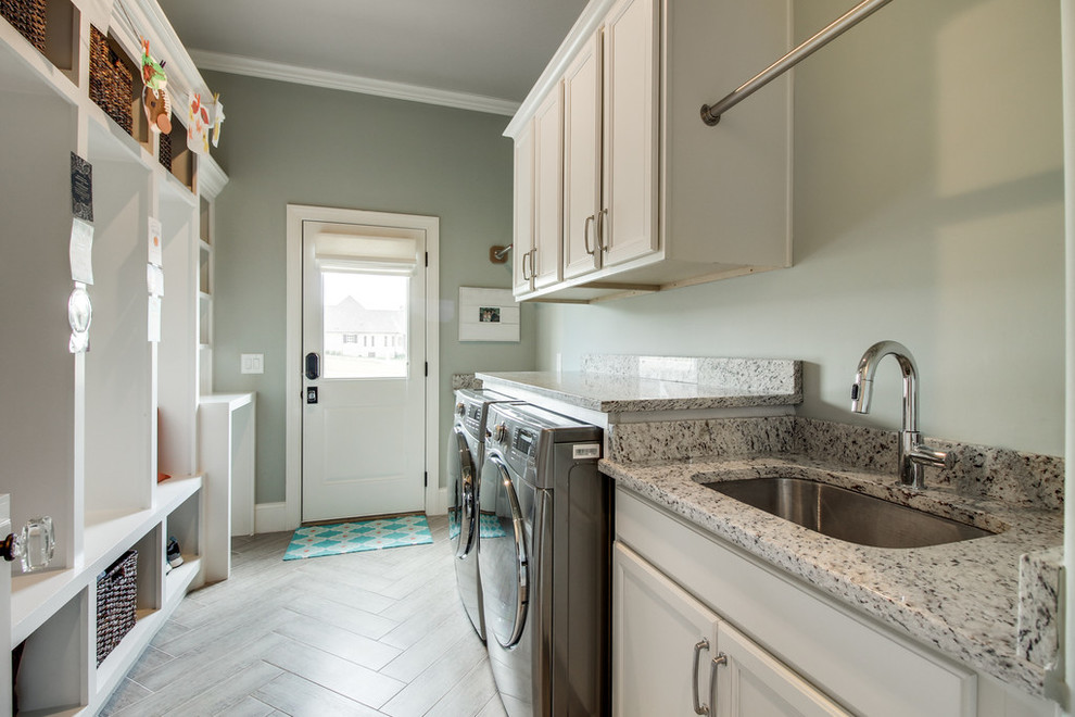 Inspiration for a transitional laundry room remodel in Nashville