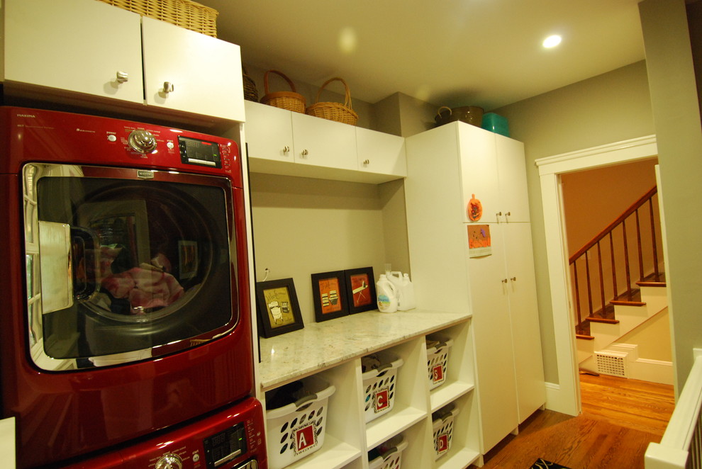 Inspiration for a timeless laundry room remodel in San Francisco