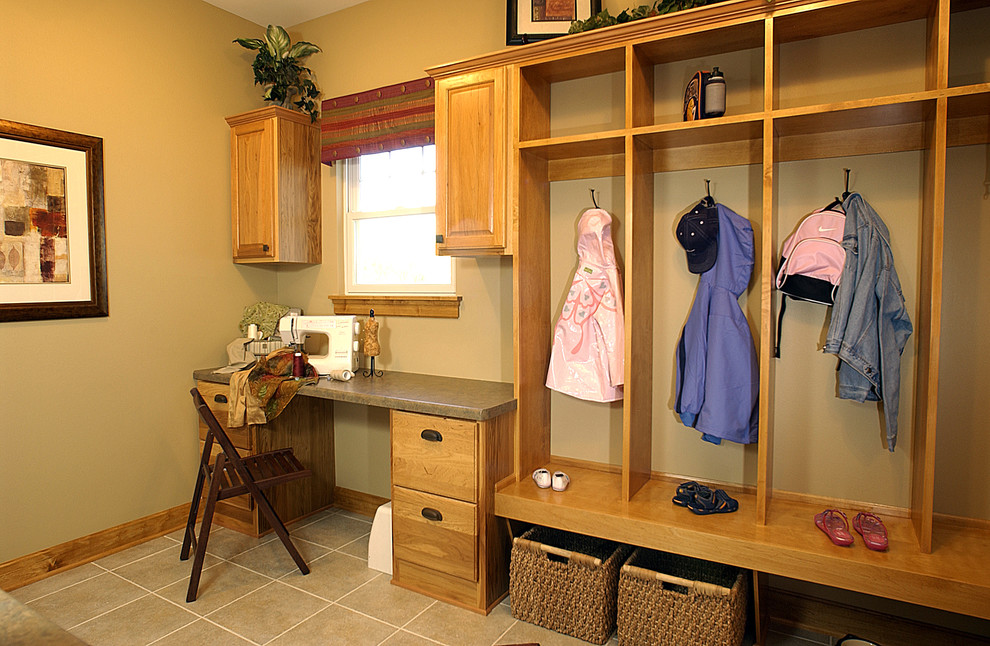 This is an example of a traditional utility room in Milwaukee.