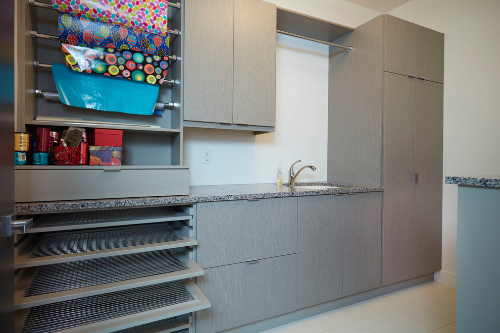 Inspiration for a contemporary utility room in Toronto.