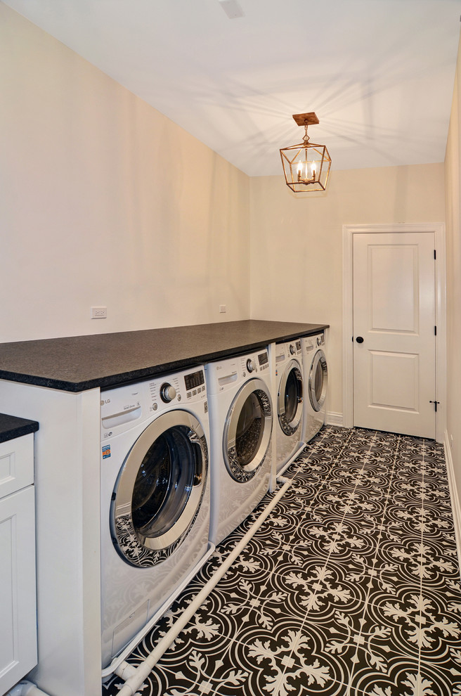 Inspiration for a classic utility room in Chicago.