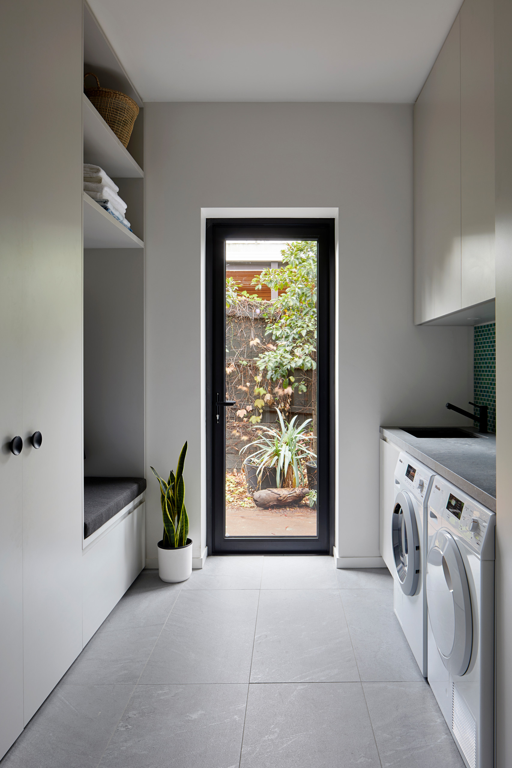 75 Beautiful Laundry Room Ideas & Designs - May 2023 | Houzz Au