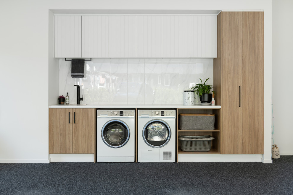 Immagine di una lavanderia design