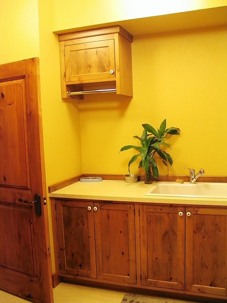 This is an example of a classic utility room in Seattle.