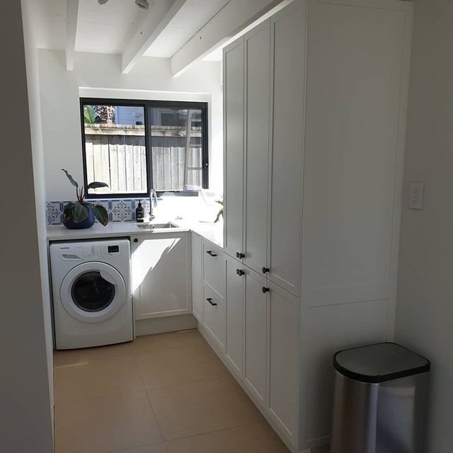 Kitchen, Laundry and Storage Makeover Kangaroo Point Contemporary