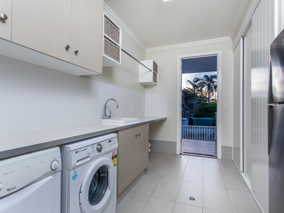 Flinders Parade Laundry Contemporary Laundry Room Brisbane by