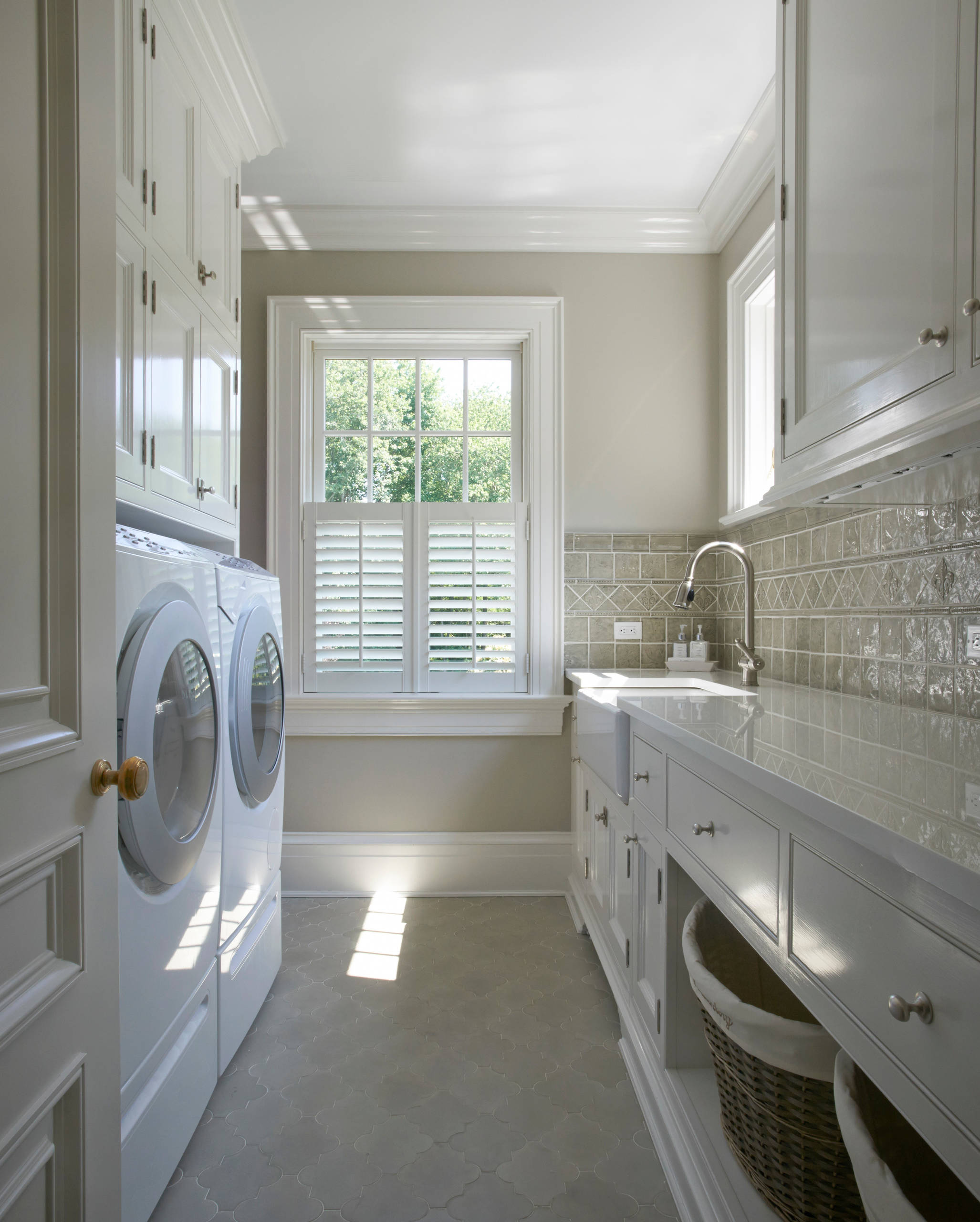 75 Galley Laundry Room Ideas You'll Love - August, 2023 | Houzz