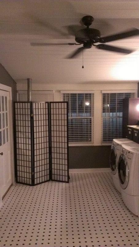 Elegant laundry room photo in Miami