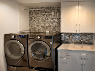 75 Laundry Room with Tile Countertops Ideas You'll Love - January, 2024