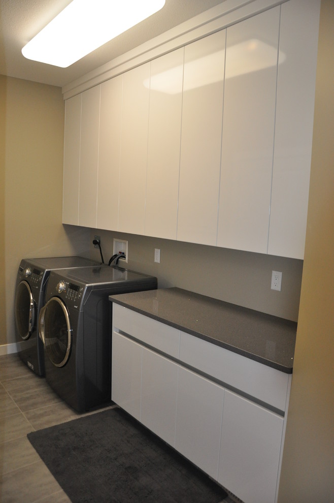 High Gloss White Laundry Room With Channel Molding Modern Laundry Room Other By Palandri Cabinets Houzz<script async src=