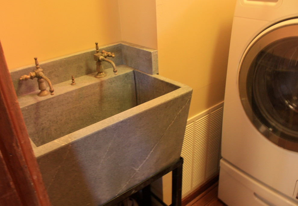 Immagine di una lavanderia classica