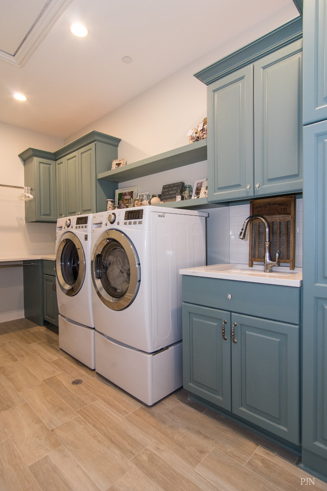 Kilpatrick Renovation - Traditional - Laundry Room - Chicago - by Besch ...