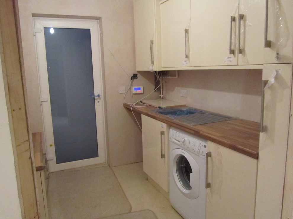 Kitchen and DIning extension Contemporary Laundry Room Dublin