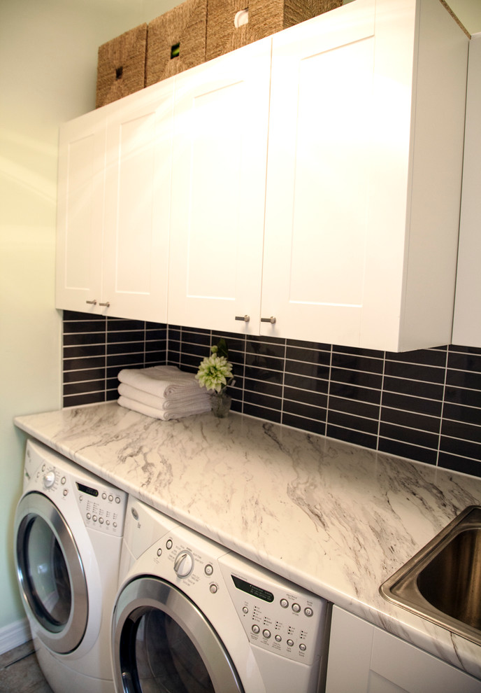 Inspiration for a contemporary laundry room remodel in Toronto