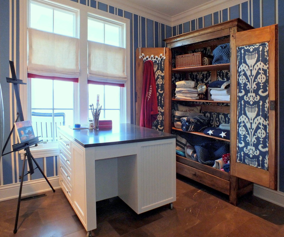 Design ideas for a contemporary utility room in Minneapolis.