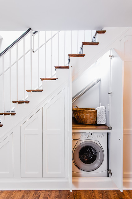 Laundry Hidden Under Stairs - Traditional - Utility Room - Baltimore - by  Brickhouse Kitchens and Baths | Houzz UK