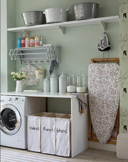 Idéer för att renovera en shabby chic-inspirerad tvättstuga