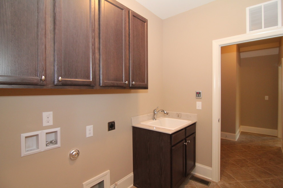 Laundry Room - Transitional - Laundry Room - Raleigh - by Stanton Homes
