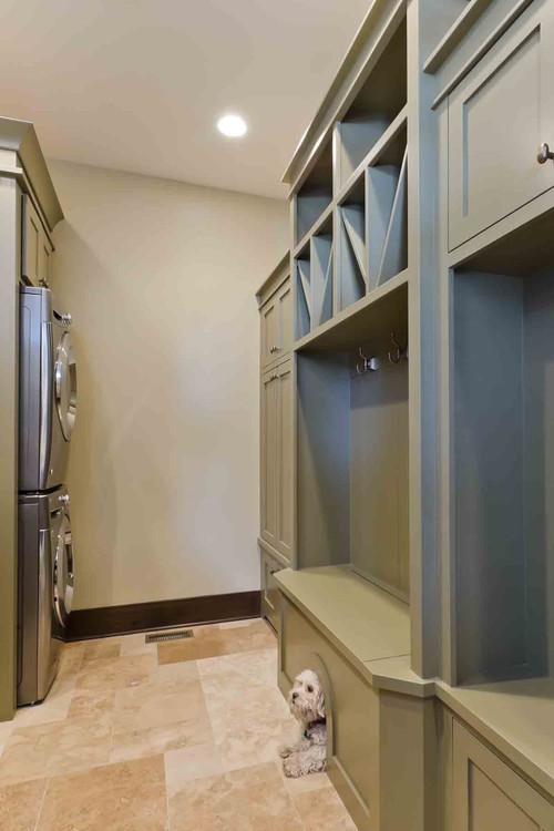 Small entryway shoe storage - an Ideabook by M P