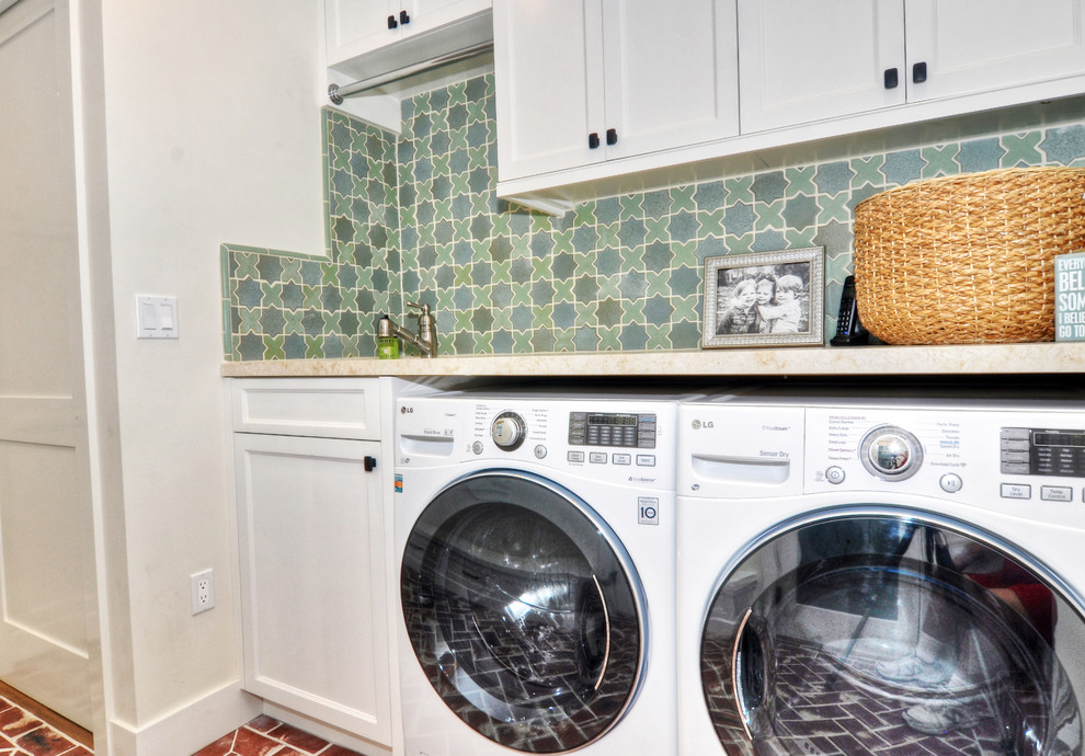 Inspiration for a coastal laundry room remodel in Los Angeles