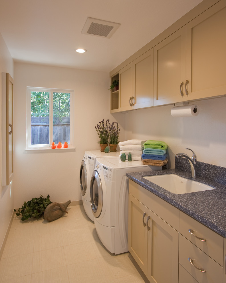 Design ideas for a classic utility room in San Francisco.