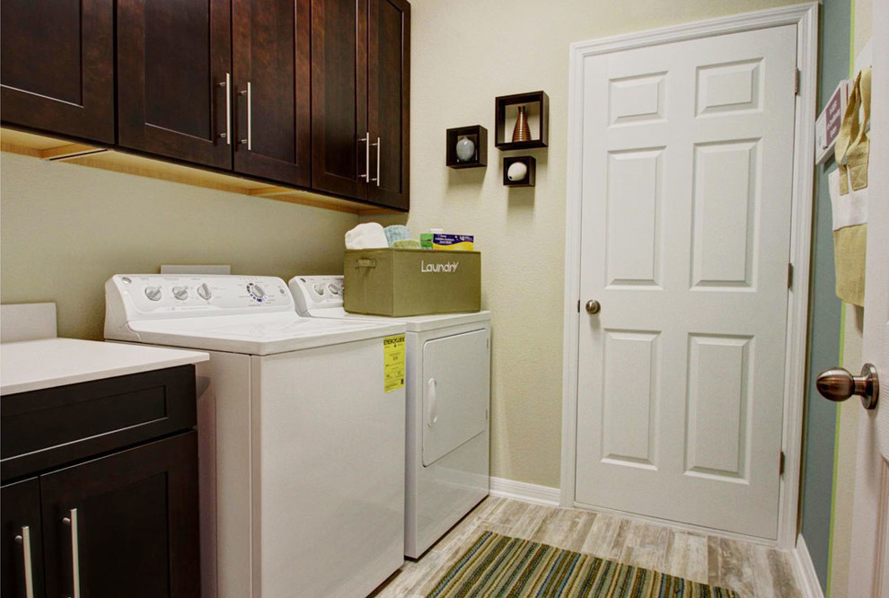 Inspiration for a contemporary laundry room remodel in Tampa