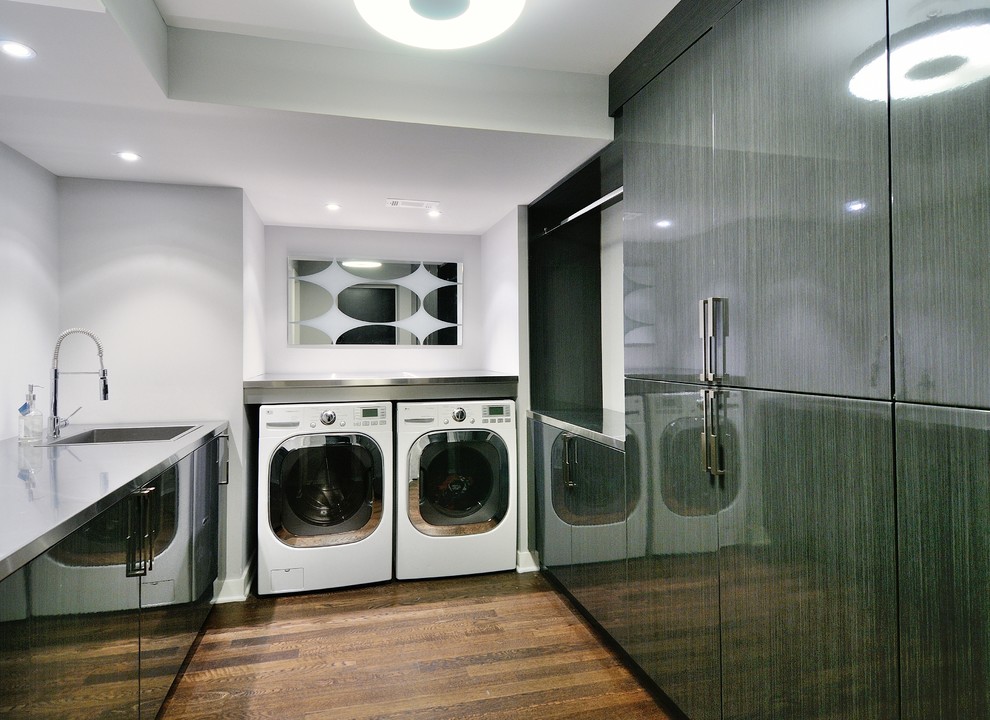 Inspiration for a modern laundry room remodel in Atlanta