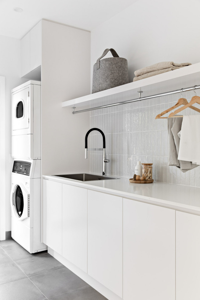 Photo of a modern utility room in Wollongong.