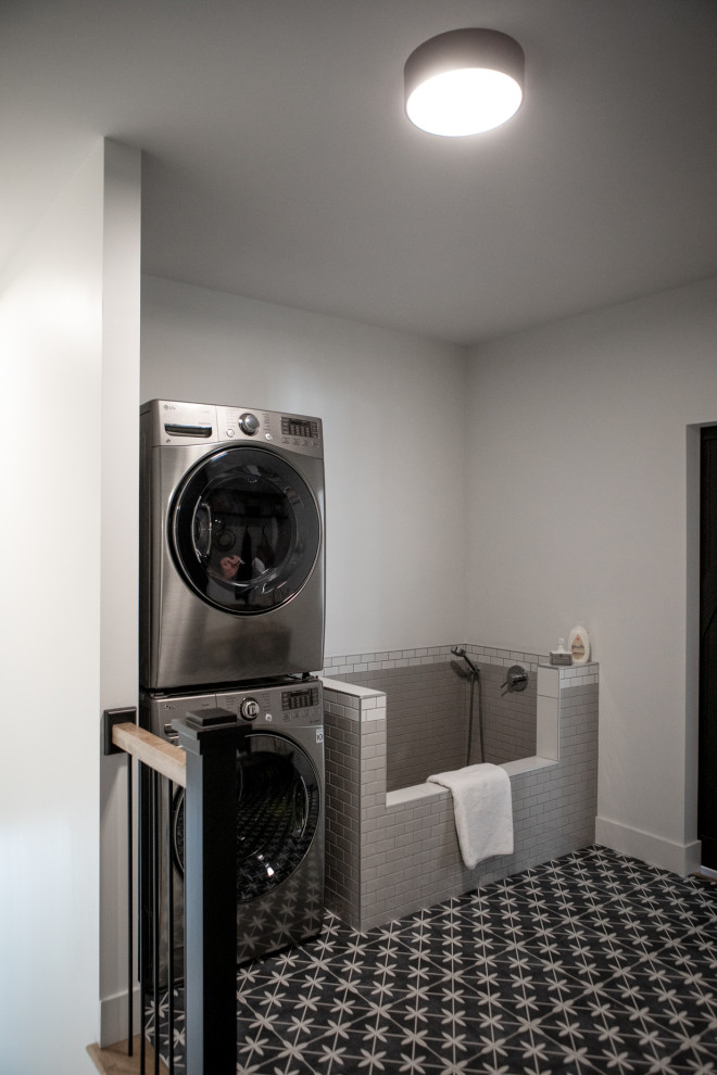 Picture of Scandinavia Washer And Dryer Rentals | Airbnb