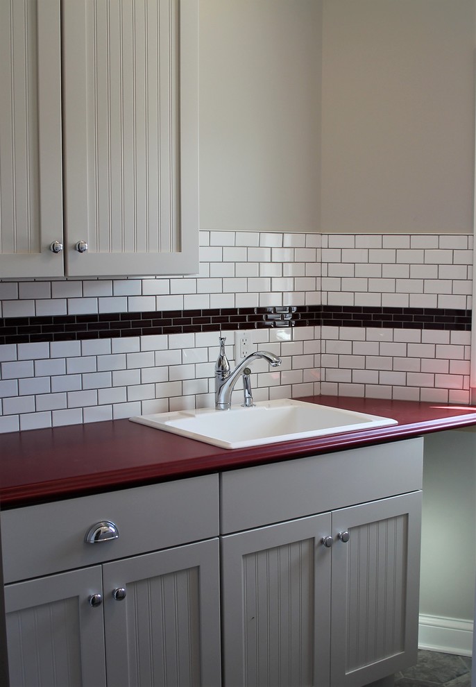 Inspiration for a traditional utility room in Grand Rapids.