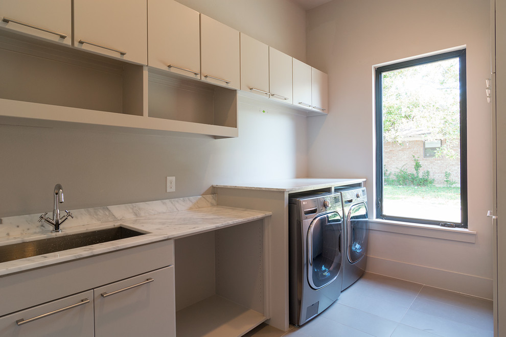 Northmoor Modern Laundry Room Dallas by Canterbury Custom Homes