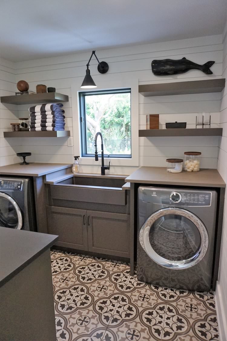 75 Industrial Laundry Room Ideas You'll Love - August, 2023 | Houzz