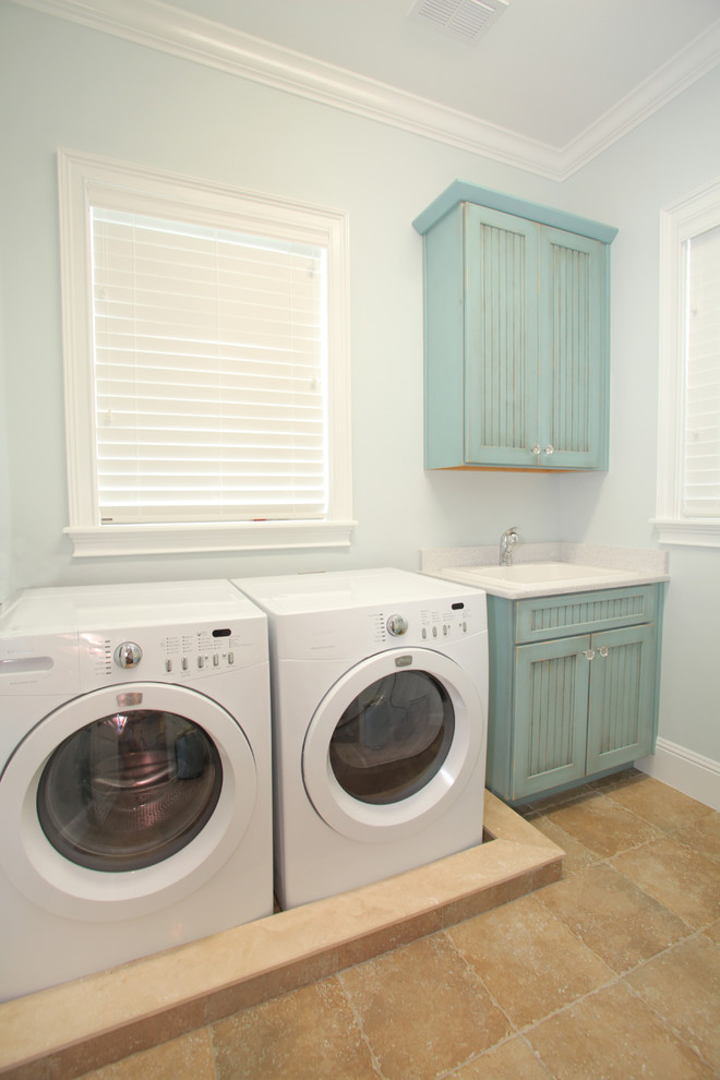 Inspiration for a timeless laundry room remodel in Tampa