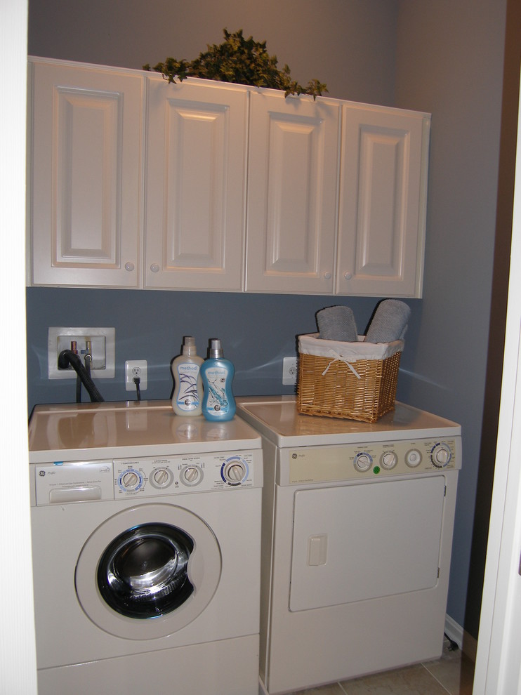 Example of an eclectic laundry room design in DC Metro