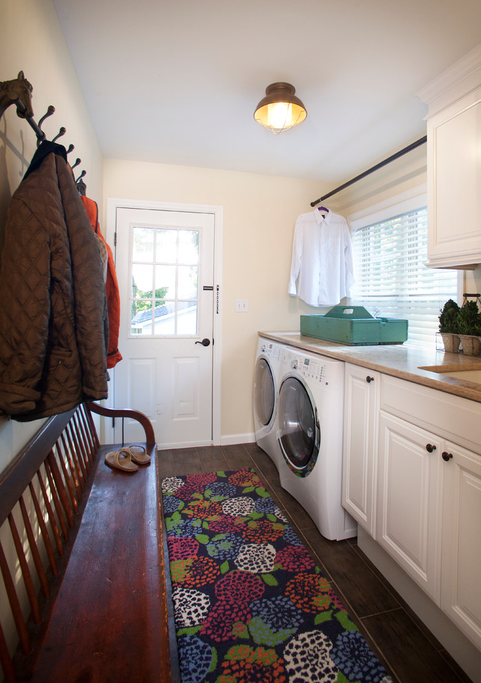 Example of a classic laundry room design in St Louis