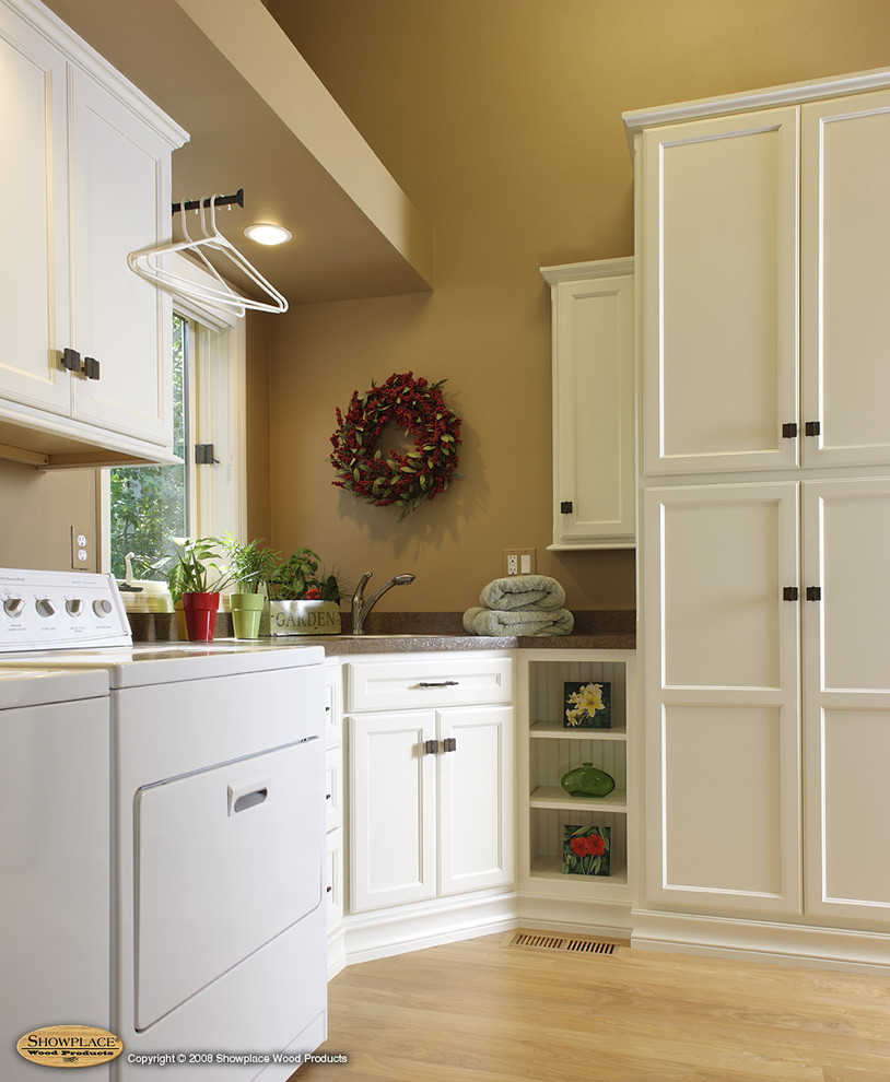 Showplace Cabinets Laundry Room Traditional Laundry Room Other By Showplace Cabinetry Houzz
