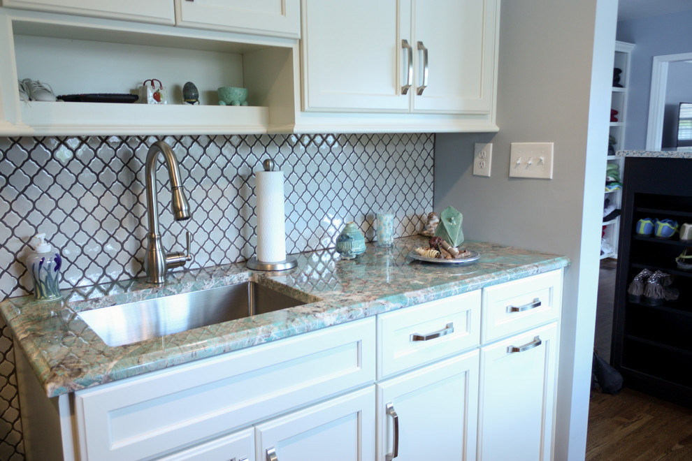 Inspiration for a timeless laundry room remodel in Louisville