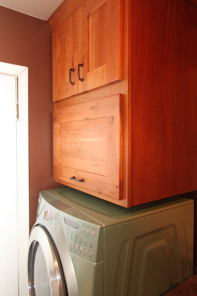 Traditional utility room in Omaha.