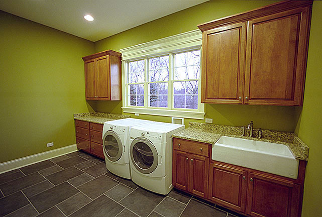 Inspiration for a classic utility room in Chicago.