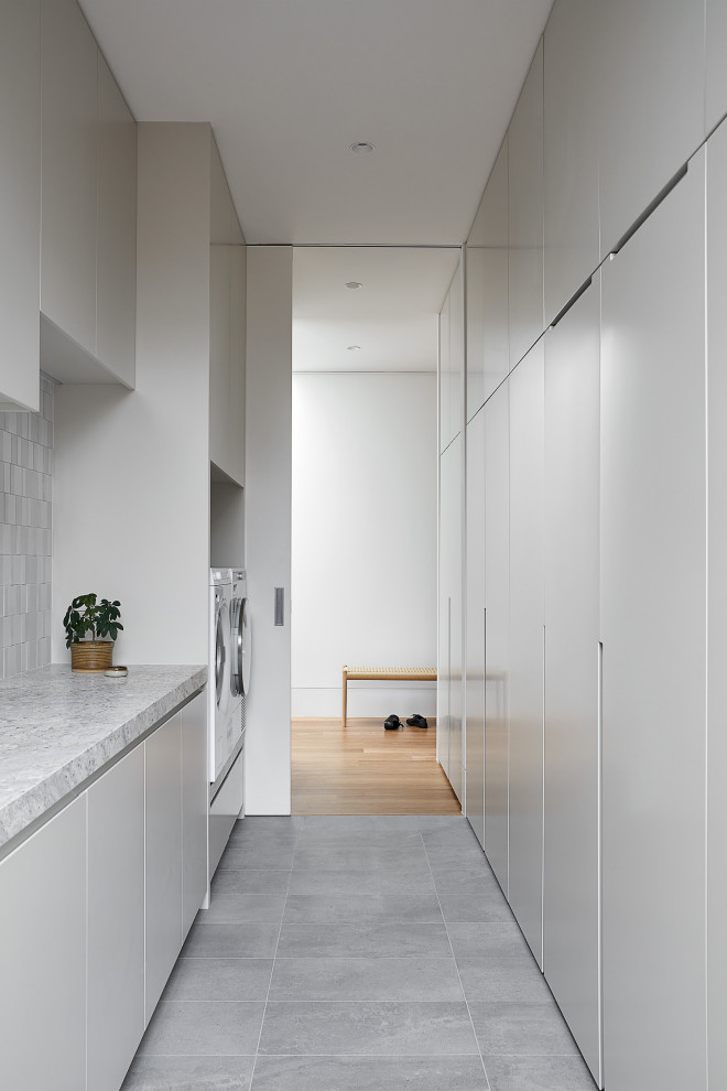 Example of a minimalist laundry room design in Melbourne