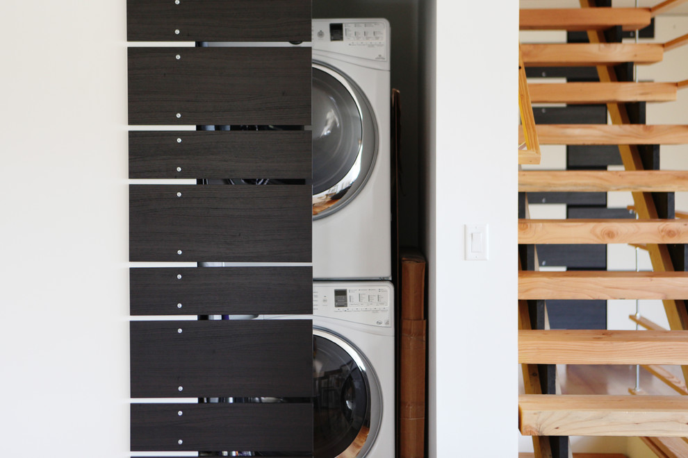 Traymore House Contemporary Laundry Room Minneapolis by Worth