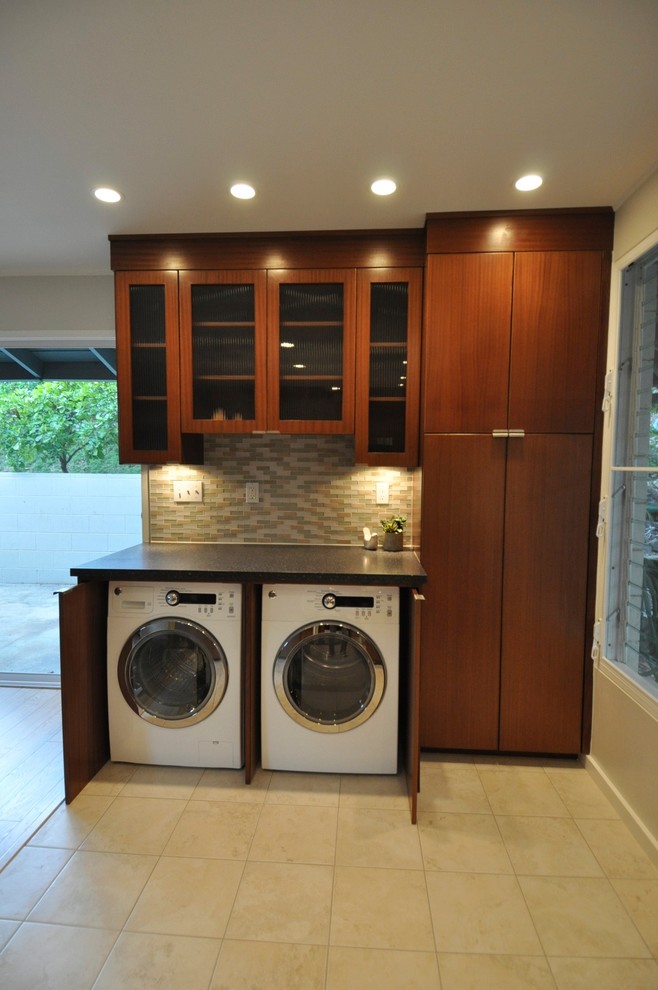 Waialae Renovation Laundry Room Hawaii by Fujita + Netski