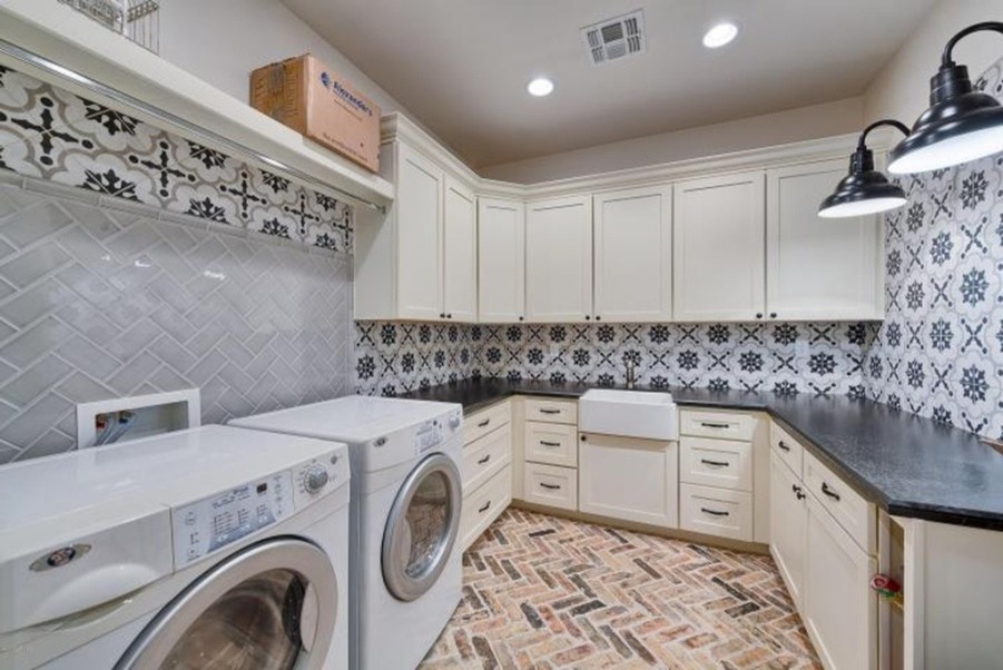White Shaker Contemporary Laundry Room Phoenix by J&K