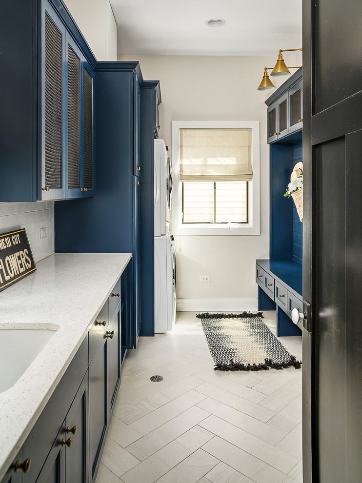 Inspiration for an utility room remodel in Chicago